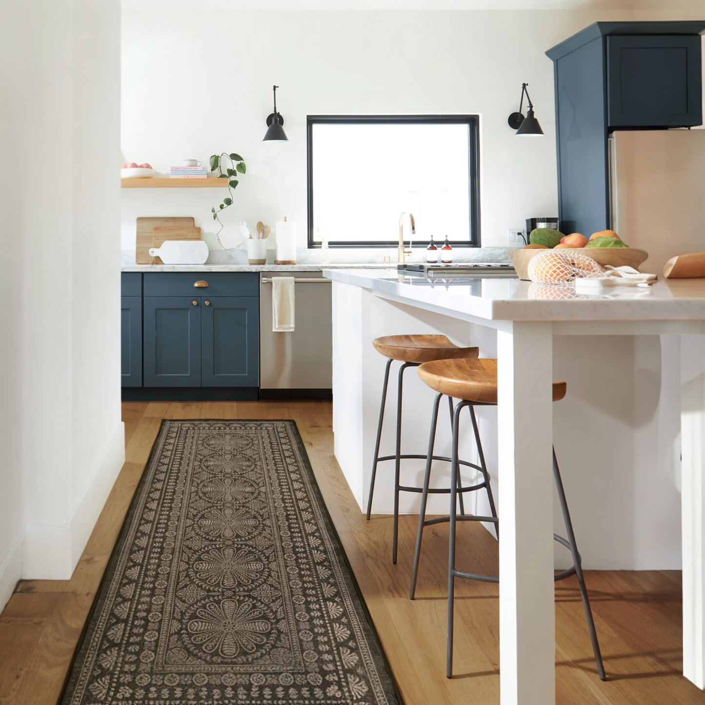 Maia Soft Black Re-Jute Geometric Washable Rug